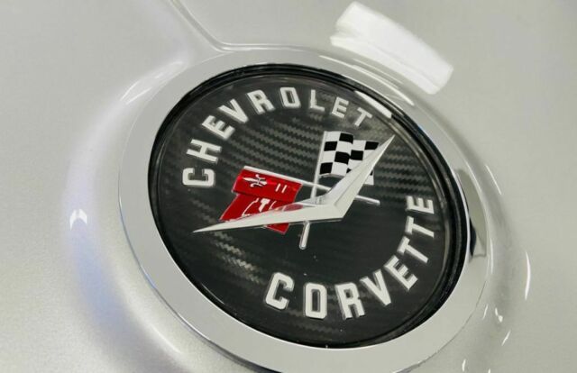 Chevrolet Corvette 1962 image number 22