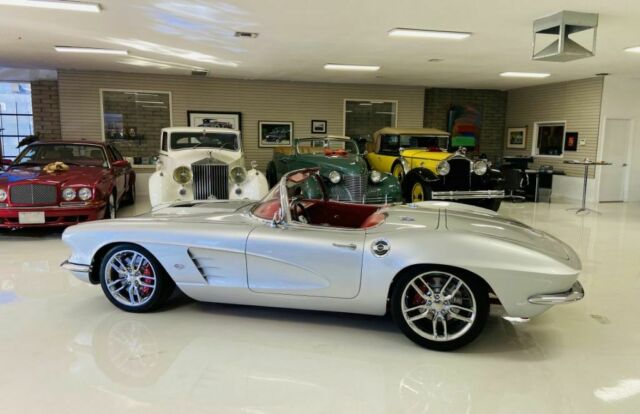 Chevrolet Corvette 1962 image number 28