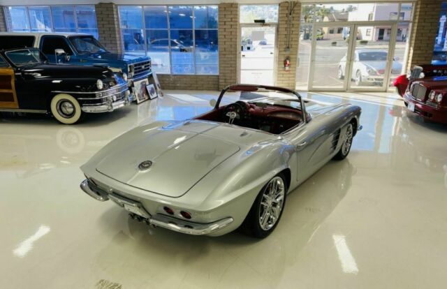 Chevrolet Corvette 1962 image number 7