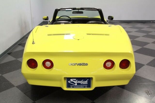 Chevrolet Corvette 1974 image number 35