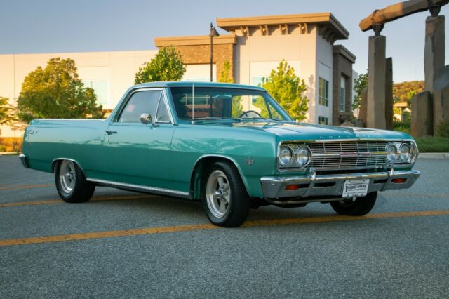 Chevrolet El Camino 1965 image number 2