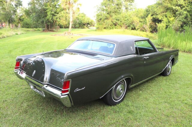 Lincoln Continental 1970 image number 3