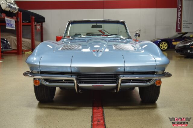 Chevrolet Corvette 1963 image number 31