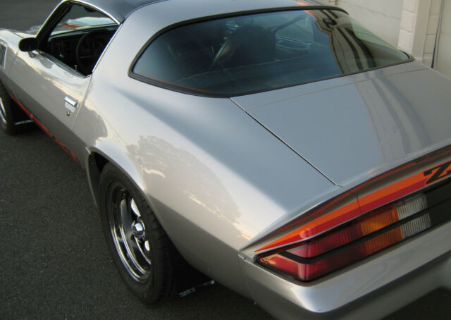 Chevrolet Camaro 1979 image number 12