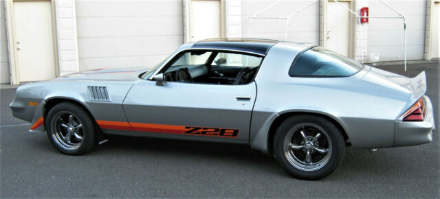 Chevrolet Camaro 1979 image number 14