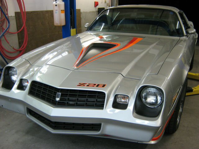 Chevrolet Camaro 1979 image number 22