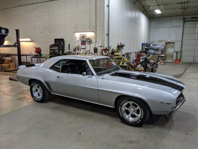 Chevrolet Camaro 1969 image number 12