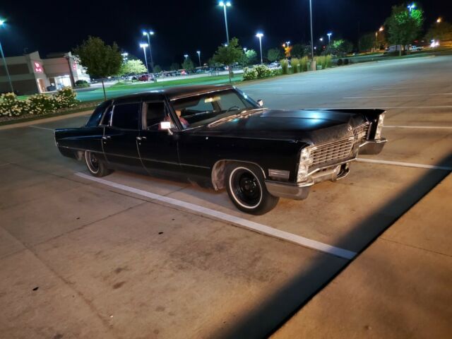 Cadillac Fleetwood 1967 image number 0