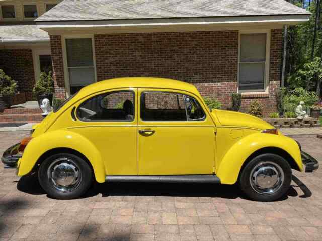 Volkswagen Beetle (Pre-1980) 1975 image number 2