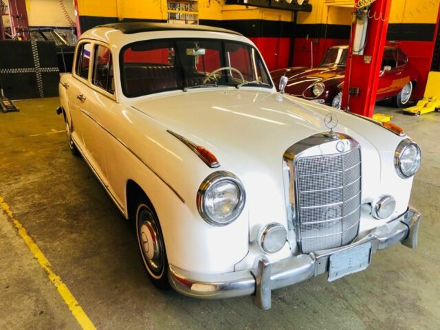 Mercedes-Benz W180 220S 1957 image number 0