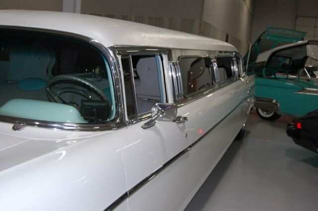 Chevrolet 4 Dr. Limousine 1957 image number 31