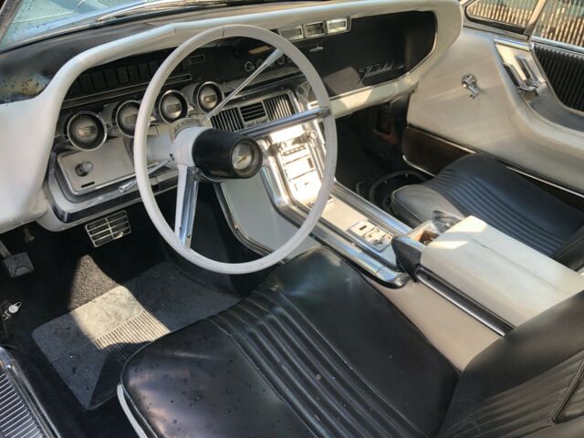 Ford Thunderbird 1964 image number 4