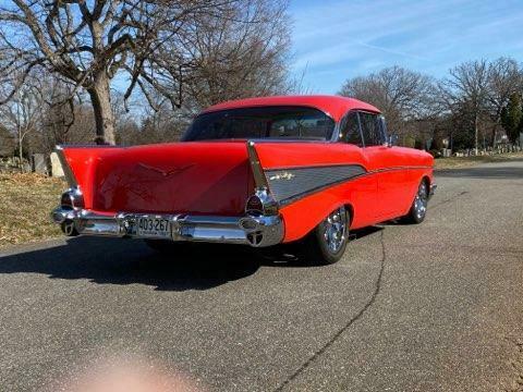 Chevrolet Bel Air/150/210 1957 image number 2