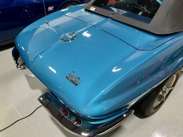 Chevrolet Corvette 1967 image number 17