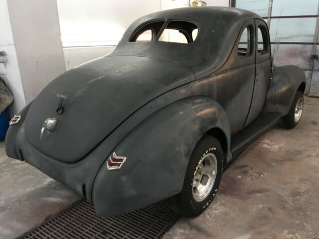 Ford Coupe 1940 image number 3