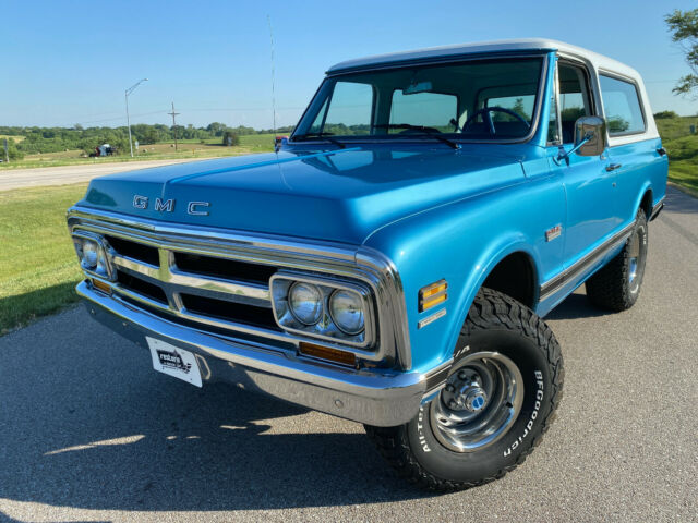 GMC Jimmy 1970 image number 28