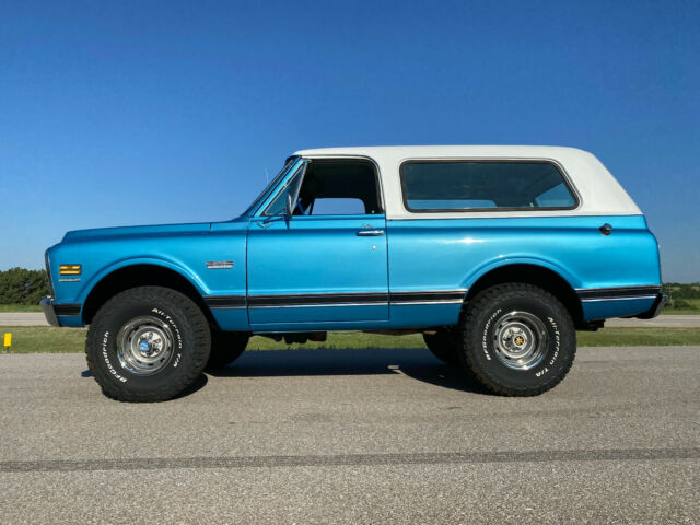 GMC Jimmy 1970 image number 33