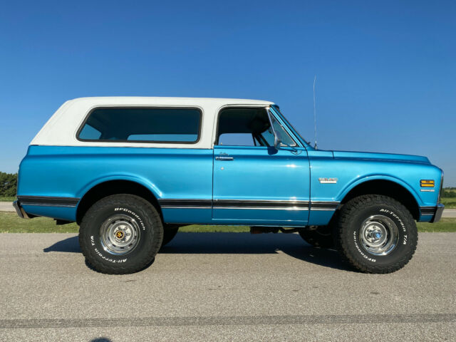 GMC Jimmy 1970 image number 8