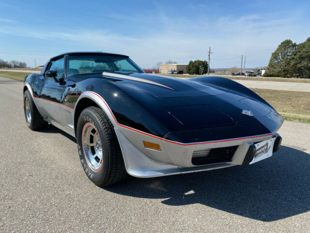 Chevrolet Corvette 1978 image number 2