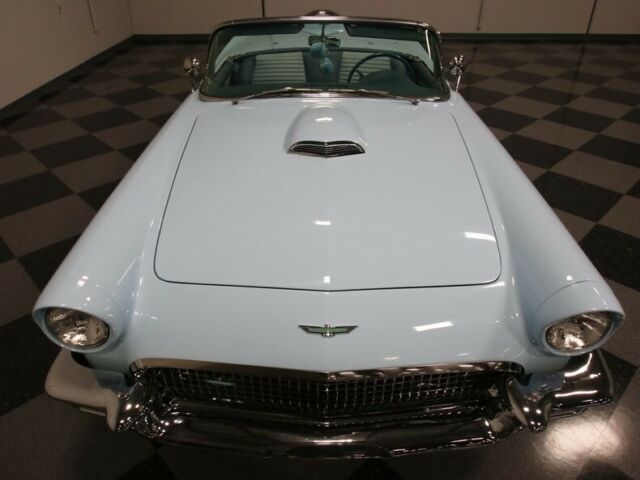 Ford Thunderbird 1957 image number 31