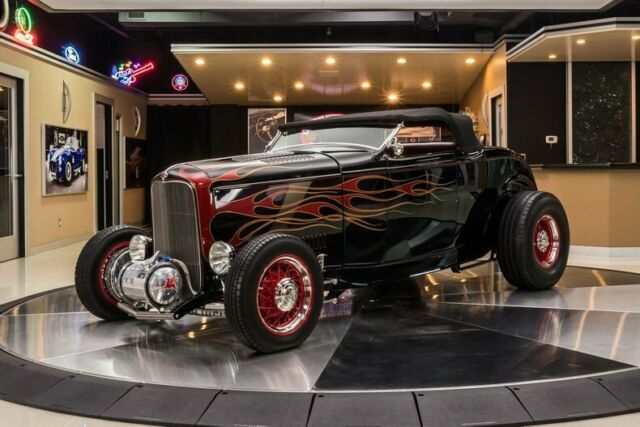 Ford Roadster 1932 image number 0