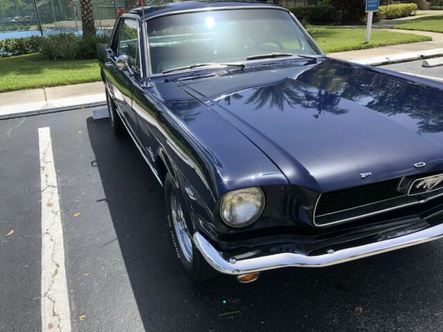 Ford Mustang 1966 image number 14