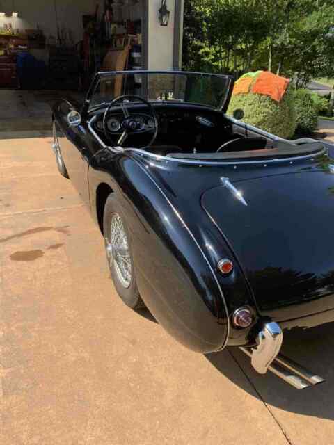 Austin-Healey BT7 1960 image number 2