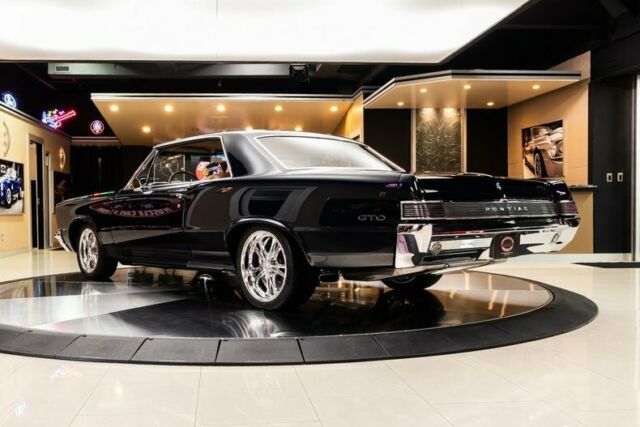 Pontiac GTO 1965 image number 14