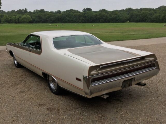 Chrysler 300 Series 1970 image number 28