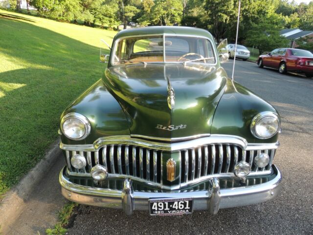 DeSoto 4 Door Sedan 1950 image number 0