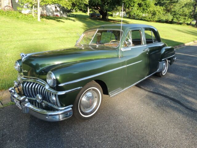 DeSoto 4 Door Sedan 1950 image number 1