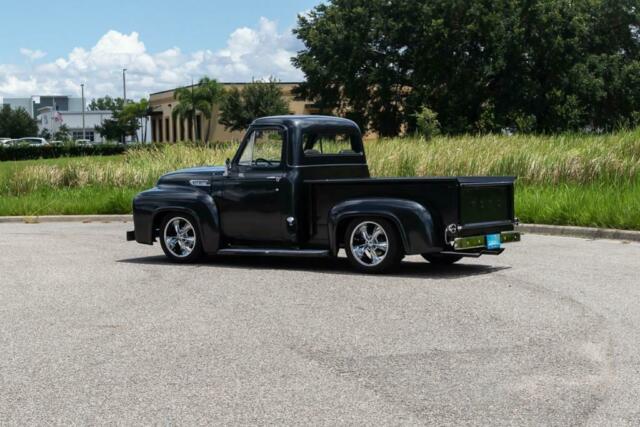 Ford F-100 1953 image number 2