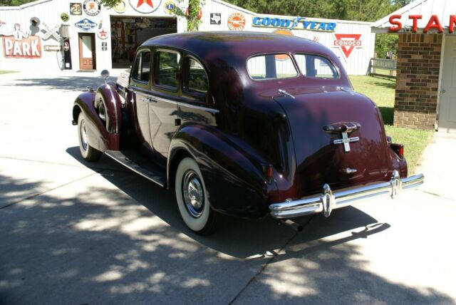 Buick Century Series 60 1937 image number 19