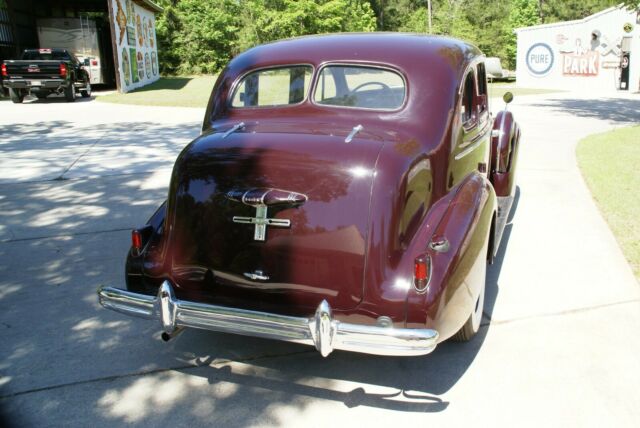 Buick Century Series 60 1937 image number 24