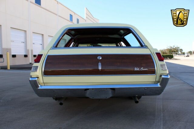 Oldsmobile Vista Cruiser 1969 image number 12