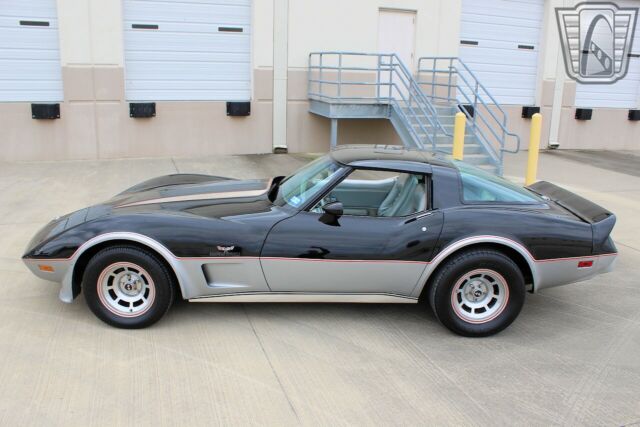 Chevrolet Corvette 1978 image number 23