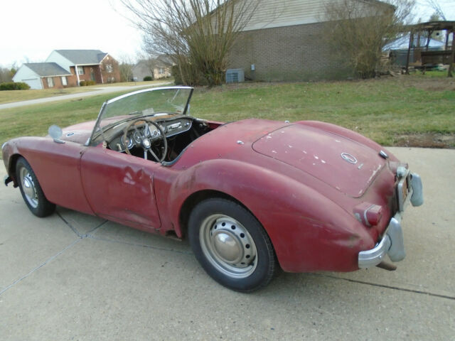 MG MGA 1962 image number 1