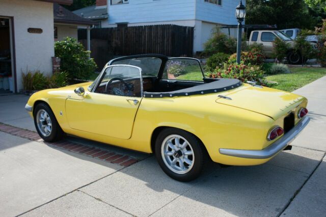 Lotus Elan 1967 image number 1