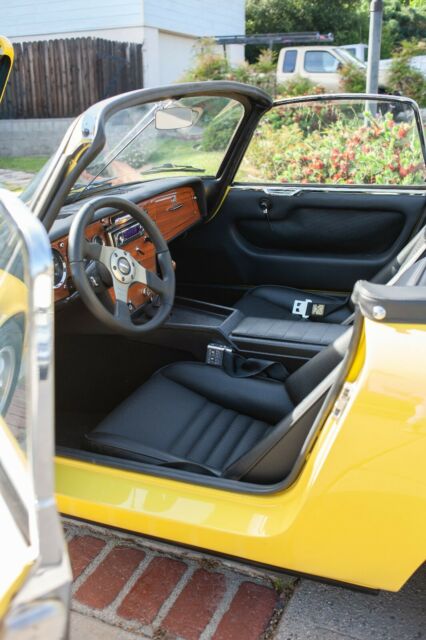 Lotus Elan 1967 image number 28