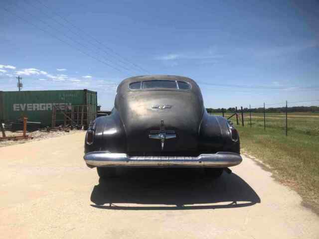 Cadillac Series 61 1941 image number 17