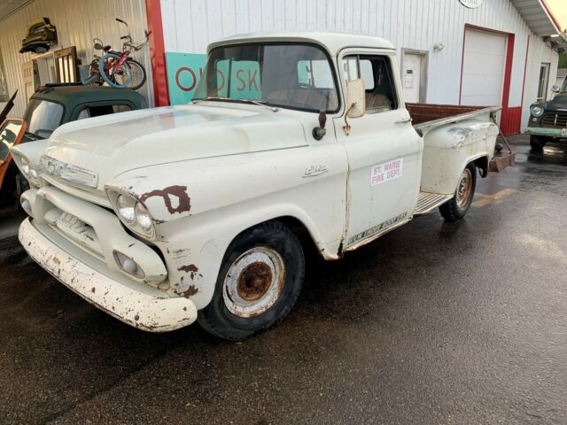 GMC 100 1959 image number 21