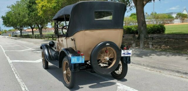 Ford Model T 1926 image number 26