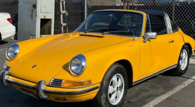 Porsche 911 1972 image number 29