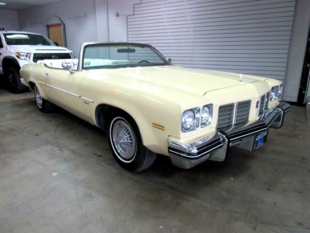 Oldsmobile Eighty-Eight 1975 image number 22