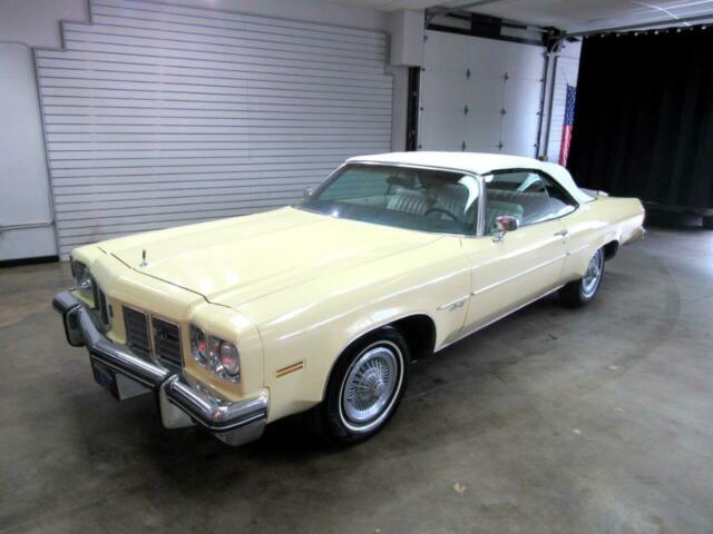 Oldsmobile Eighty-Eight 1975 image number 9