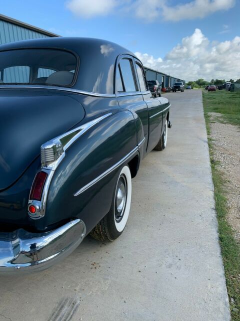 Oldsmobile Eighty-Eight 1950 image number 30