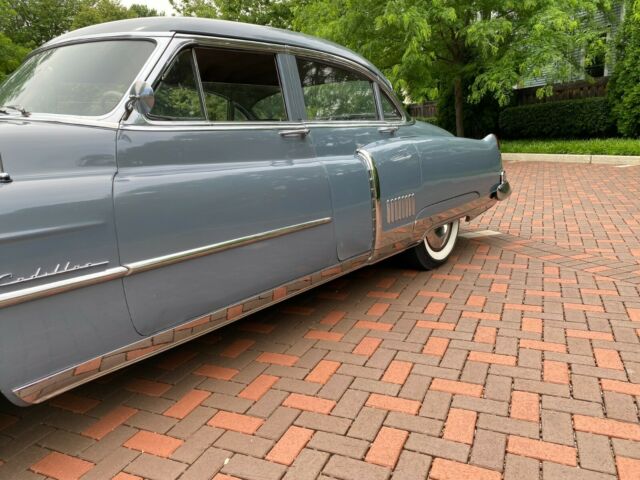 Cadillac Fleetwood 1953 image number 30