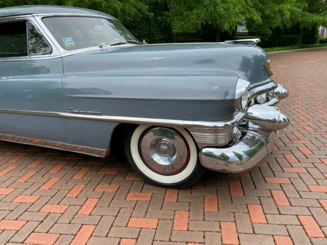 Cadillac Fleetwood 1953 image number 40