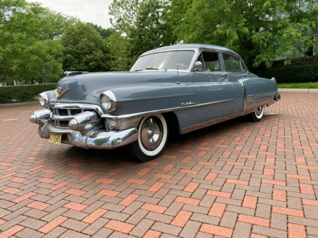 Cadillac Fleetwood 1953 image number 7