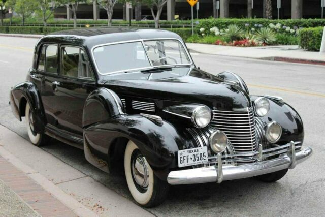 Cadillac 60 Special 1940 image number 26